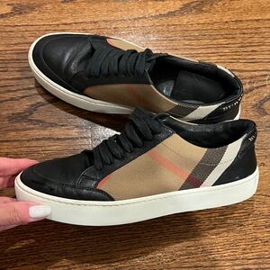 Burberry sneakers